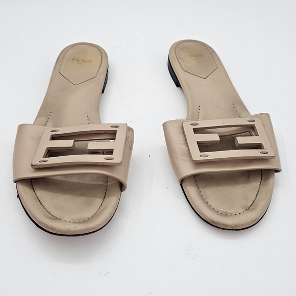 Fendi Baguette FF Leather Sandals Tan Size 39 (US 8.5) - Picture 9 of 15